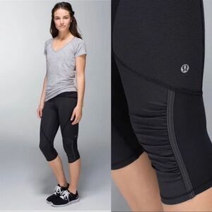 LULULEMON Athletica Run: Pace Crop Active Leggings Stripe Black Size 6